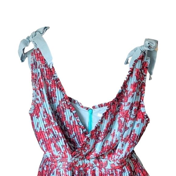 La Maison Talulah Superbloom Asymmetrical Layered Pleated Mini Dress Sz M - Picture 12 of 16